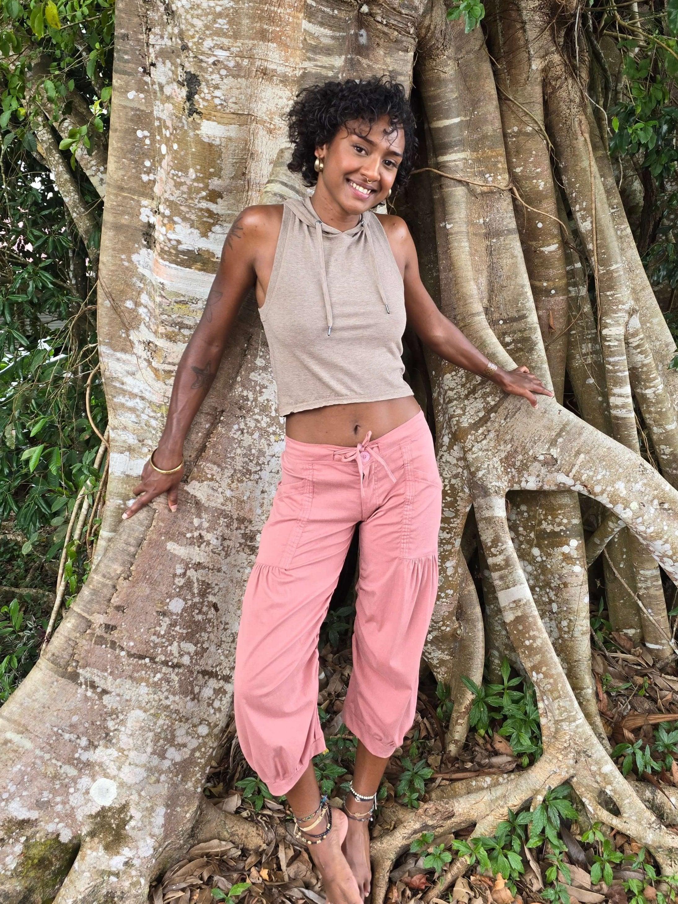 dusty pink fav pants with kick arse tank