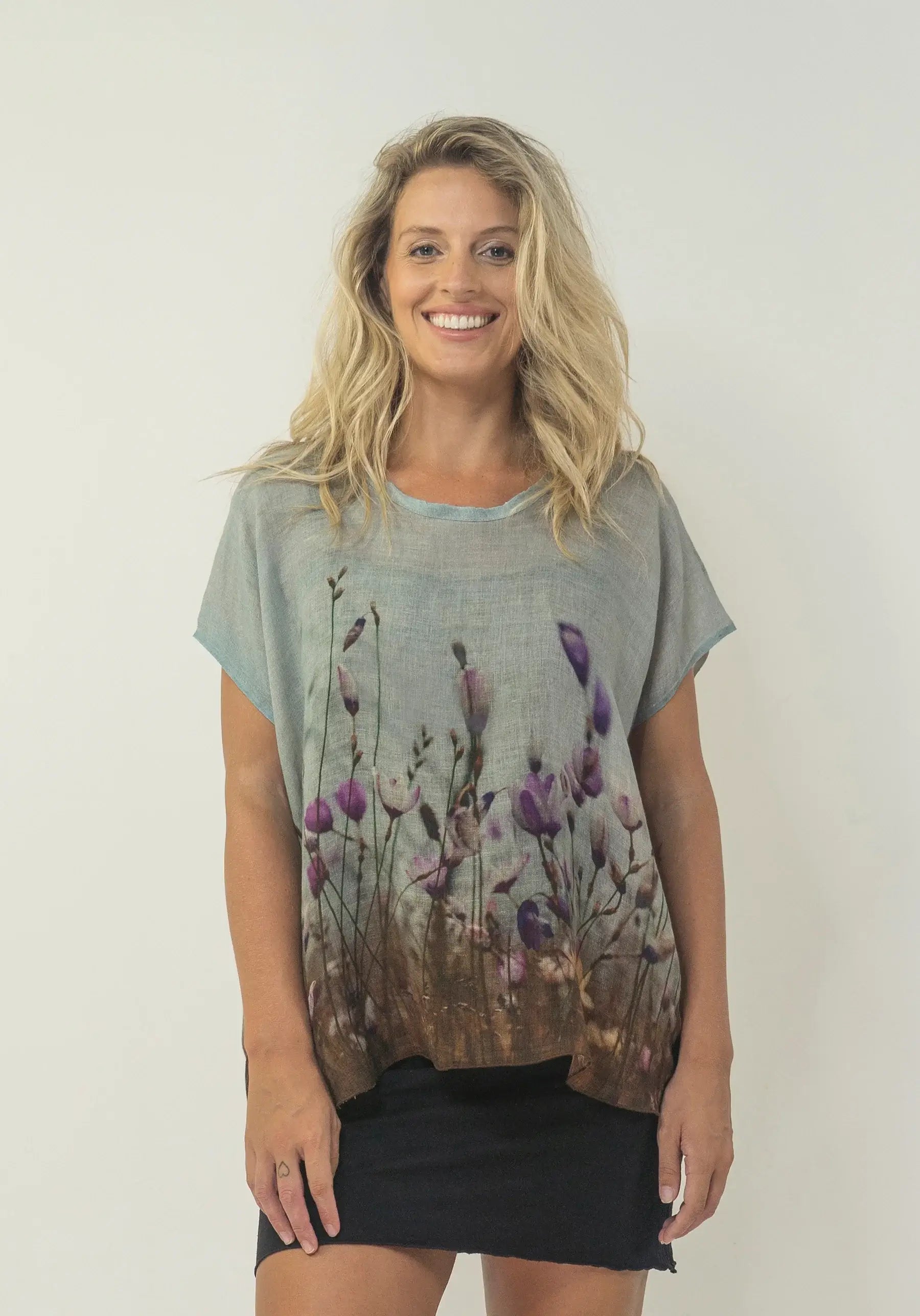 Harriet Jane Linen Top Seaside Meadow (One Size)