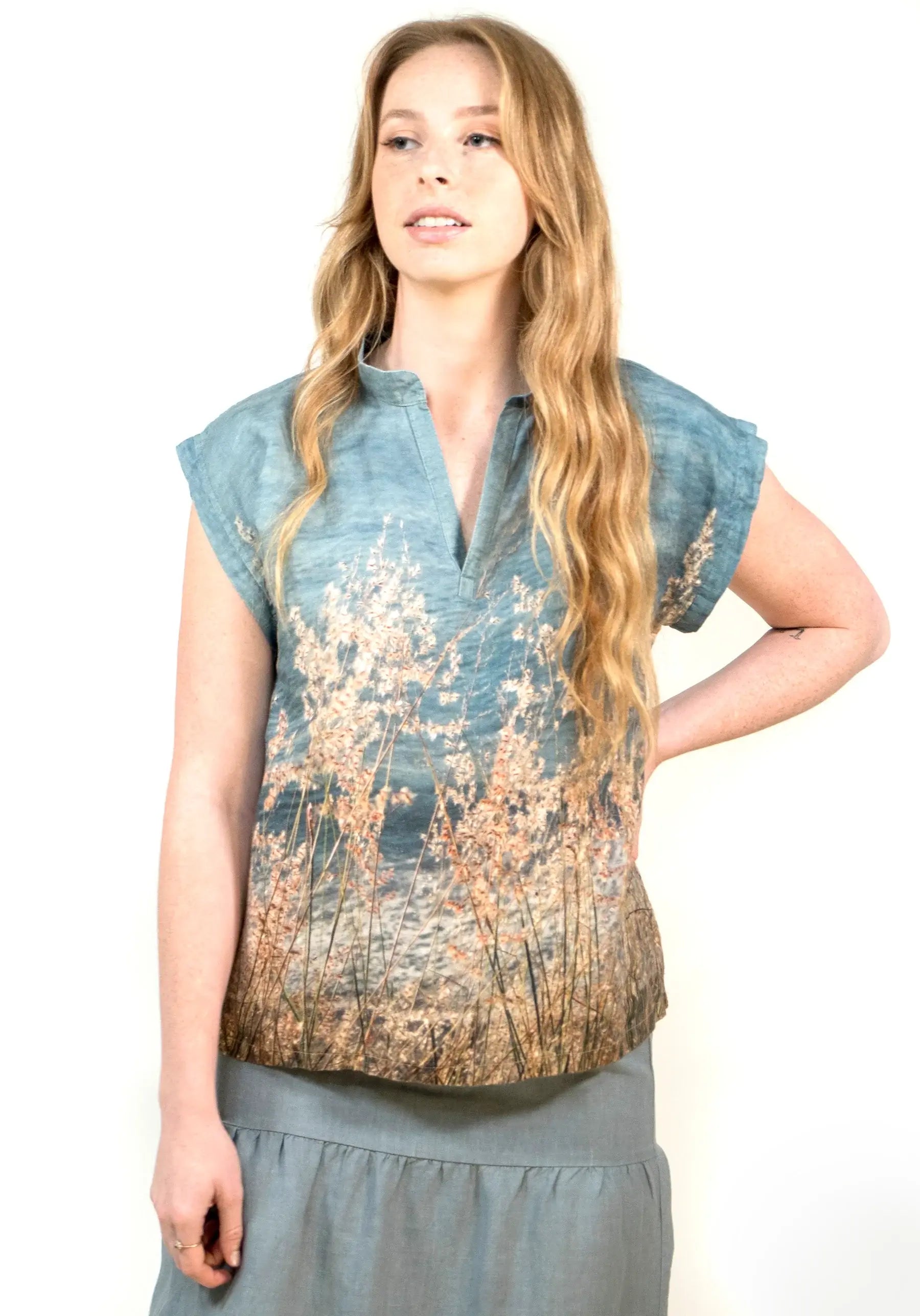 ocean views through grasses hemp ladies photo print tee