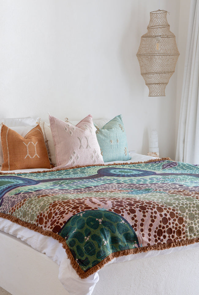 Buggeiri (Open Land) Art Throw Rug