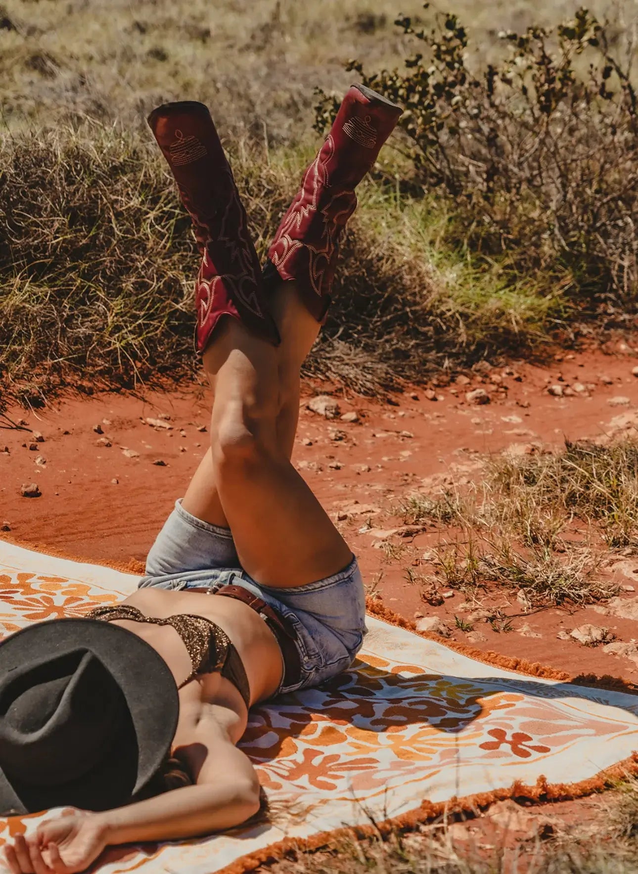 Coral Drift - Cotton Throw