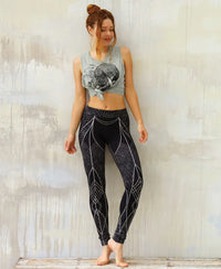 ladies black fractal print leggings