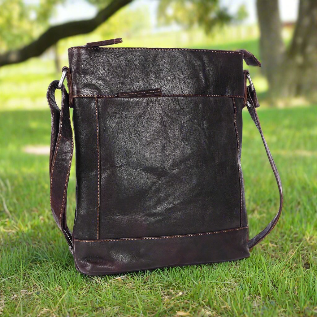 unisex leather bag