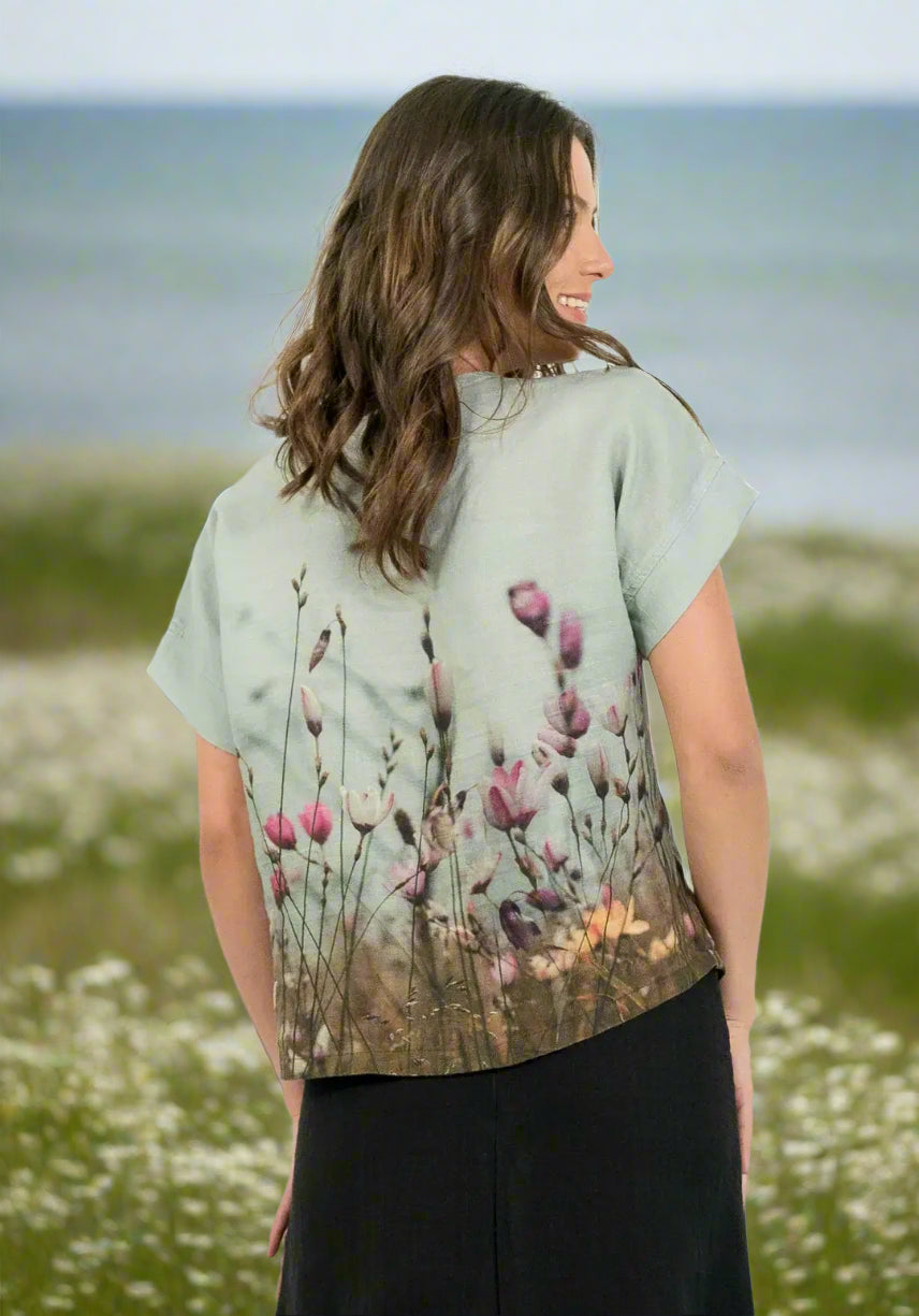 photo print linen tee with seaside flowers