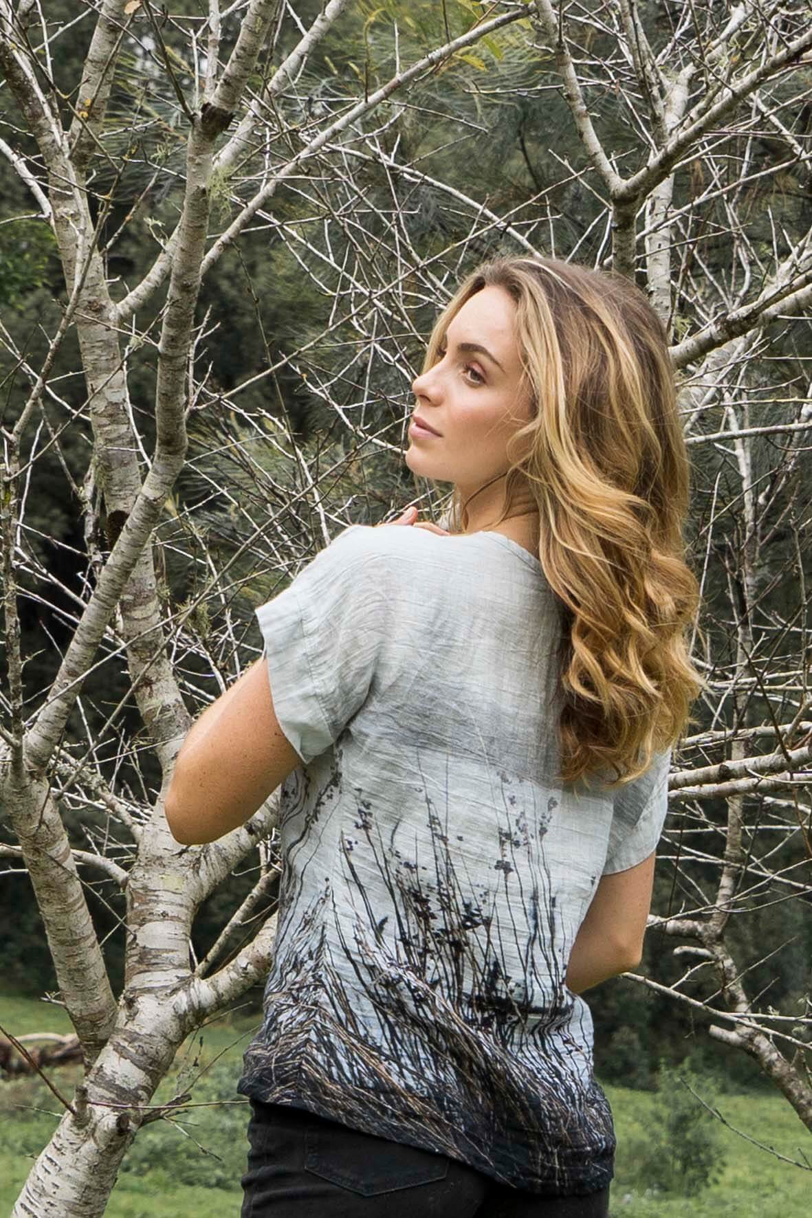 photo print linen tee with strahan shorline image