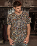 Men’s organic cotton T-shirt with psychedelic art, worn by model at music festival
