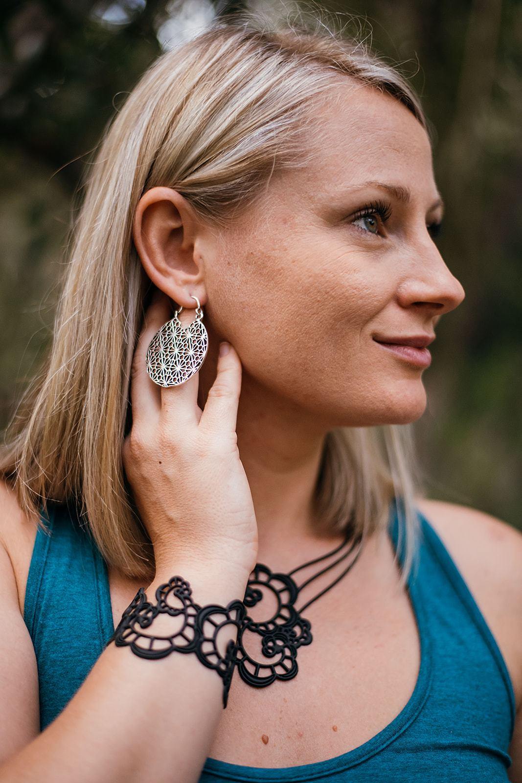 Batucada Japanese Flower Necklace - Tantrika Clothing