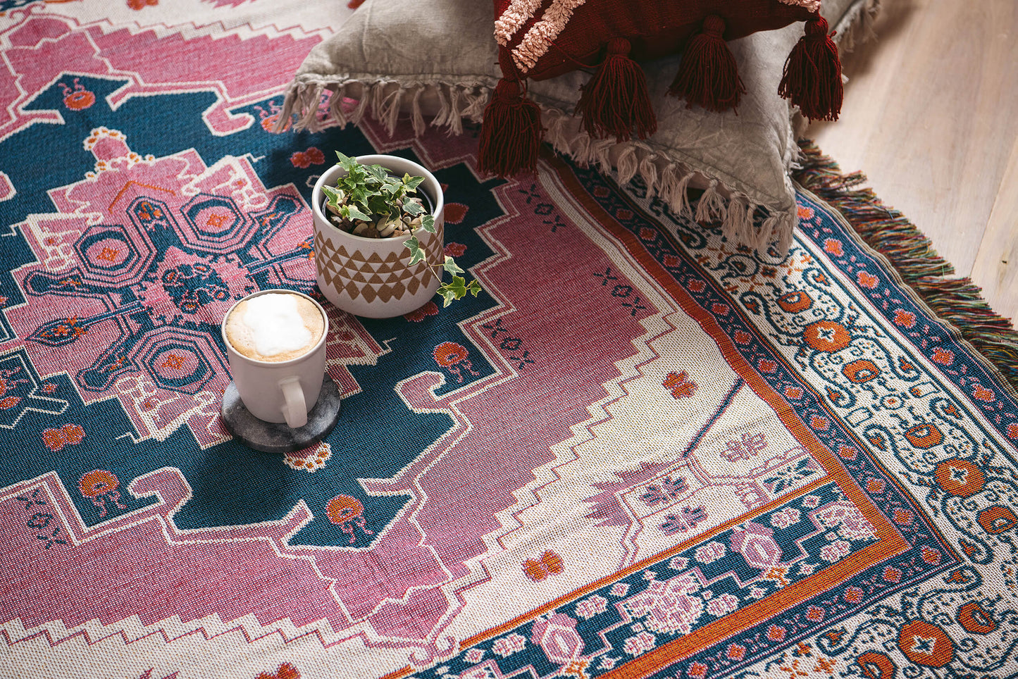 Strawberry Fields Picnic /Throw