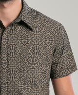 Hexit print button up 